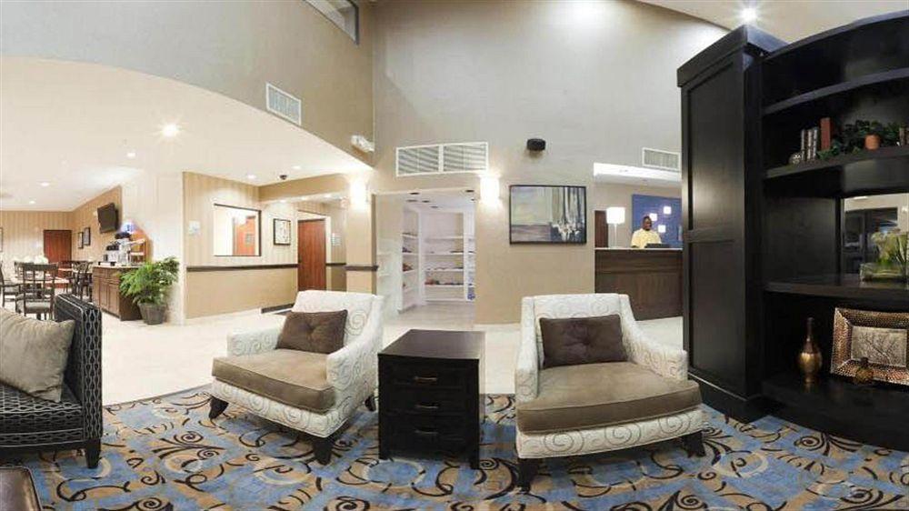 Holiday Inn Express Houston North-1960 Champions Area Экстерьер фото