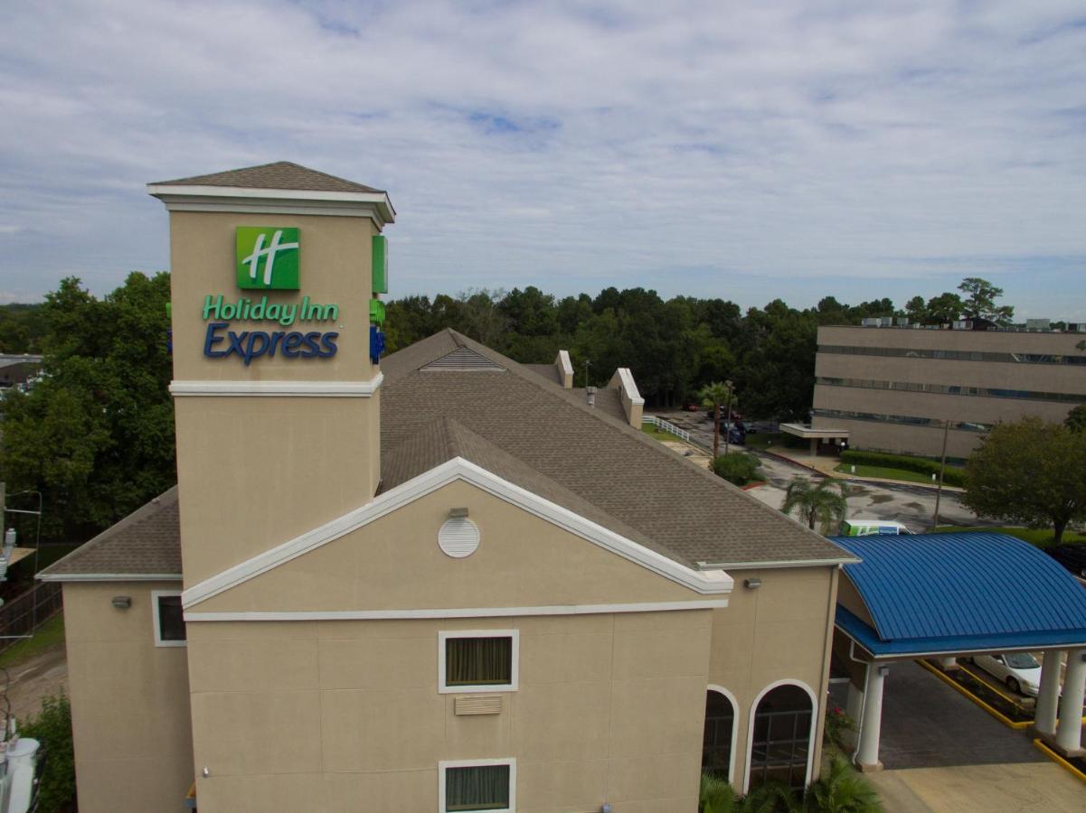 Holiday Inn Express Houston North-1960 Champions Area Экстерьер фото